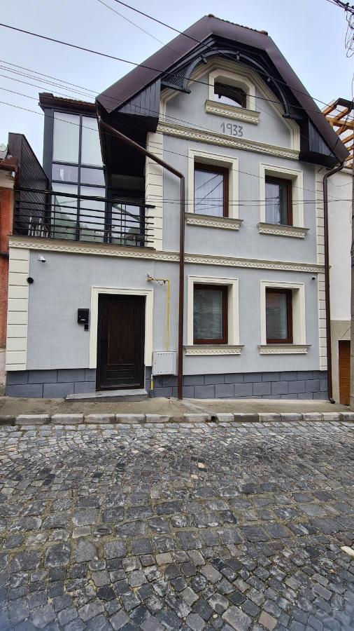 Casa Chiper - Attic Apartment With View Brasov Exterior photo